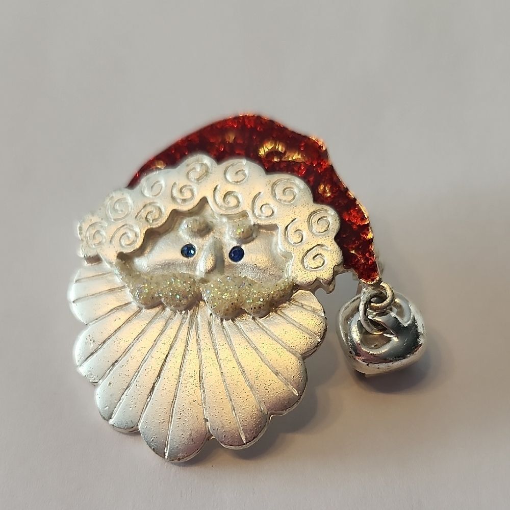 Christmas Pin Brooch Santa Claus St Nick Holiday Jingle Bell Signed TC